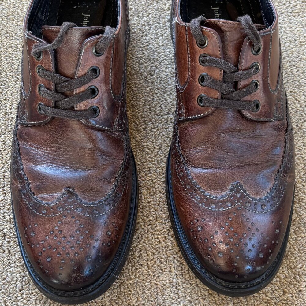 Johnston & Murphy brown classic wingtip dress shoes